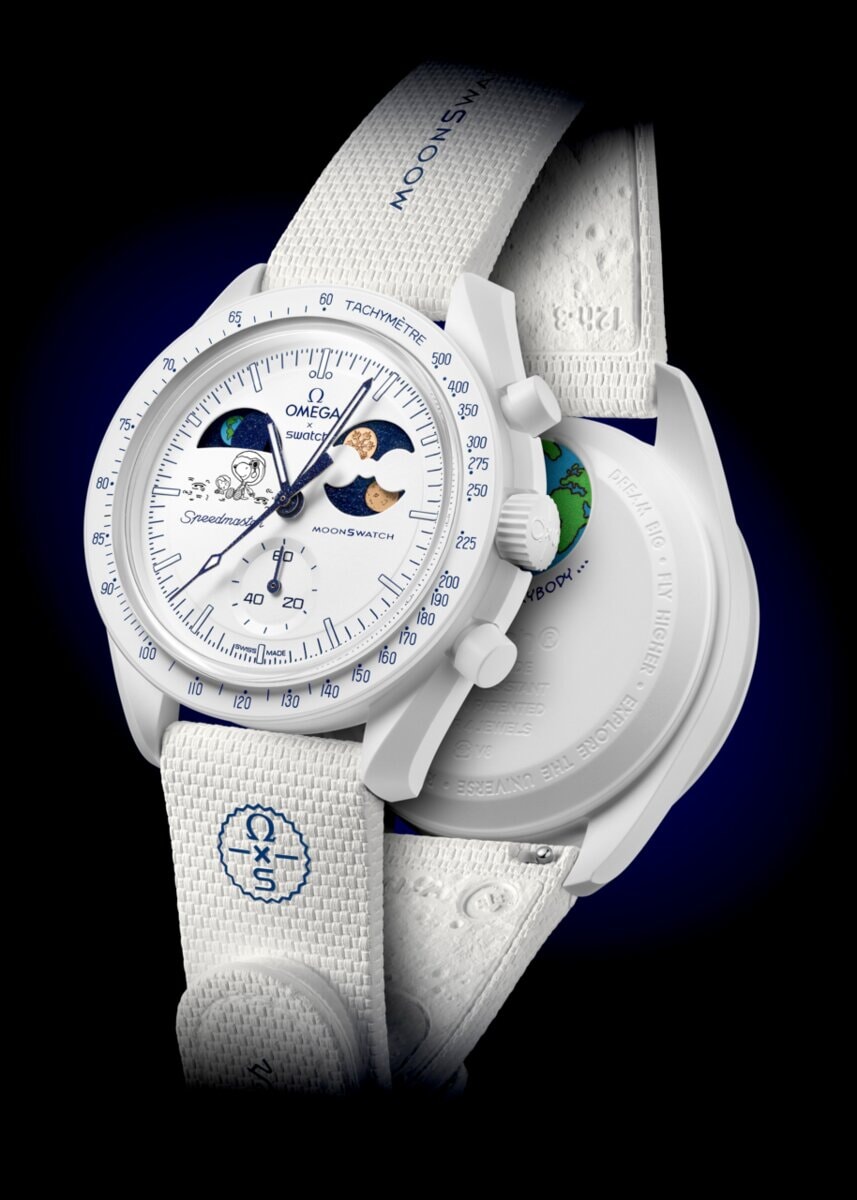 スイスの降雪時のみ限定発売！ 雪の結晶が施された唯一無二のムーン